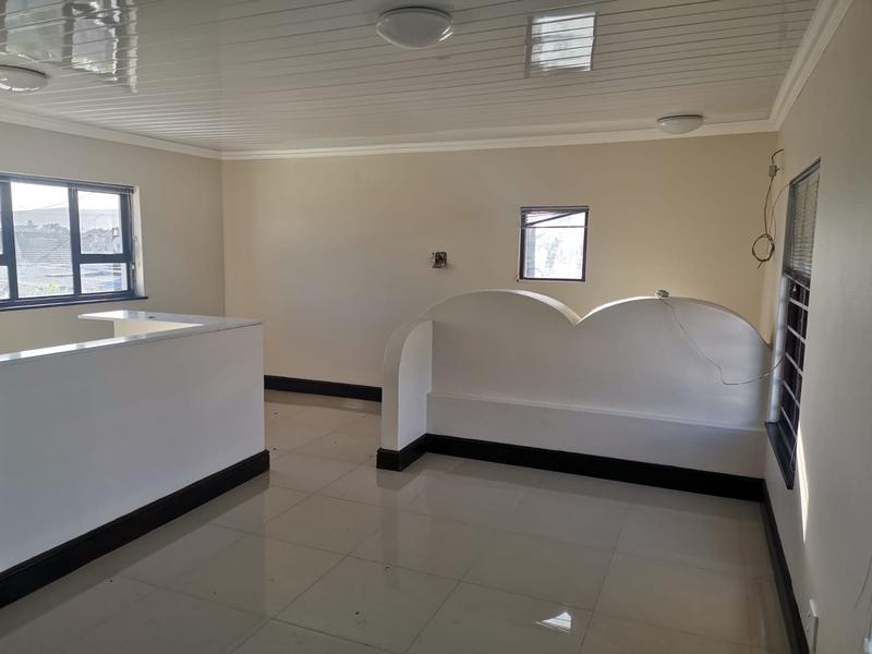 To Let 1 Bedroom Property for Rent in Goodwood Central Western Cape